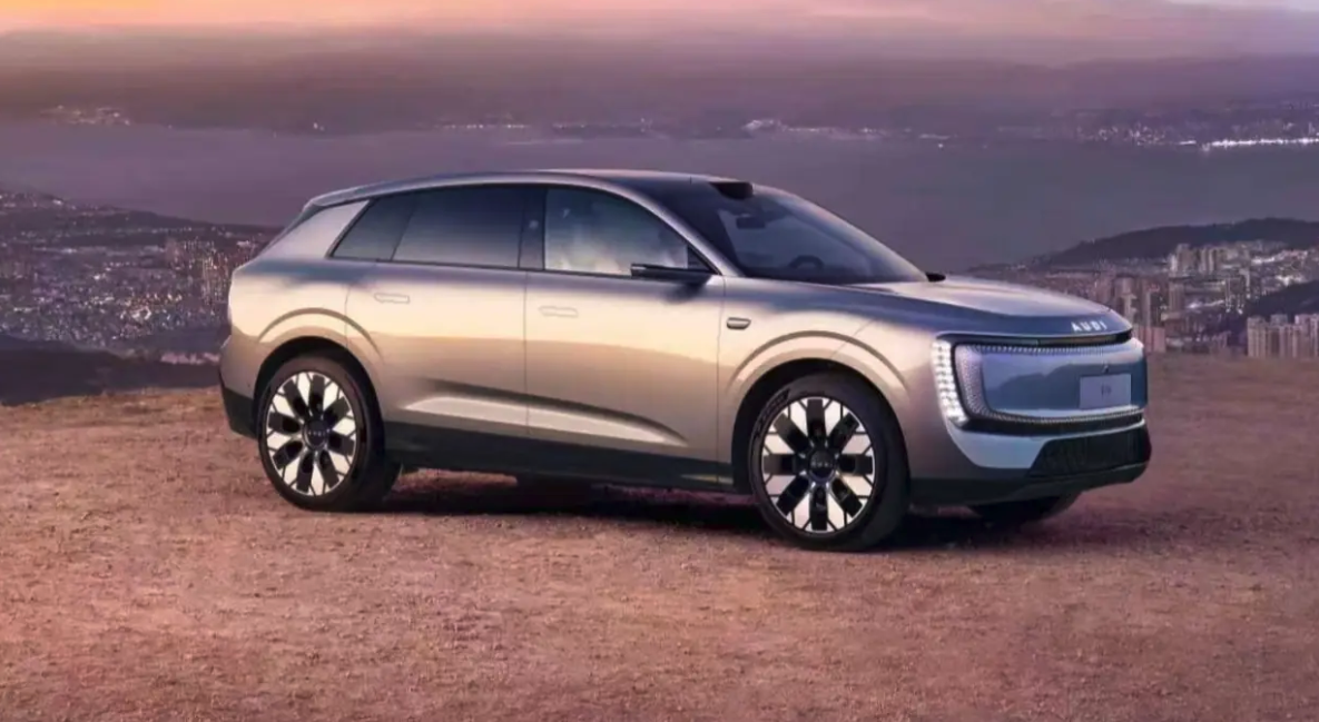 26.98万元起正式上市！上汽奥迪AUDI E7X来袭，打造智慧性能旗舰纯电SUV